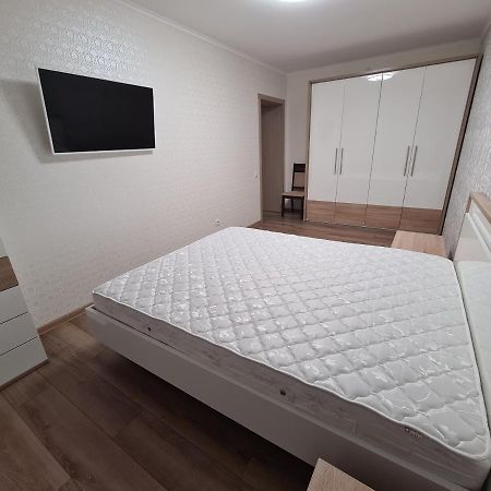 127-Avenue Apartment Tjernivtsi Eksteriør billede