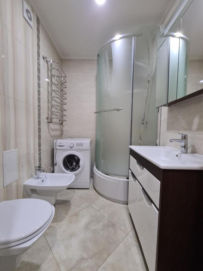 127-Avenue Apartment Tjernivtsi Eksteriør billede